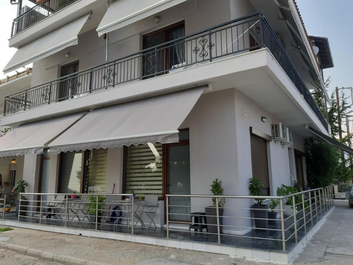 Soula'S Sunshine Green Apartment Nea Karvali Extérieur photo